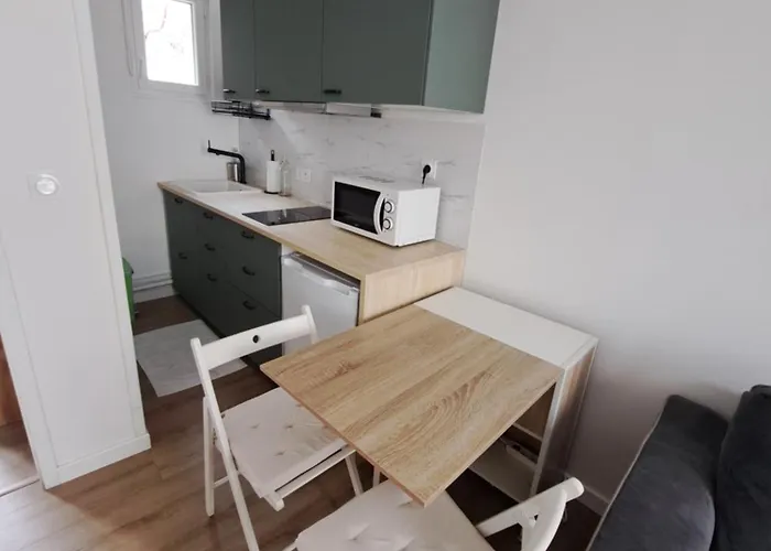 Апартаменты Centre-ville Proche Cure Thermale